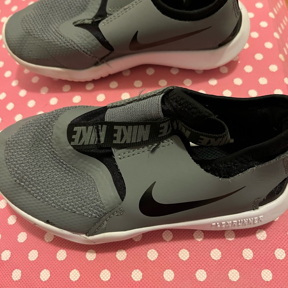 Grey and Black Boy Nike FlexRunner